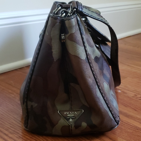 Prada Saffiano Camouflage Bag - Picture 3 of 8